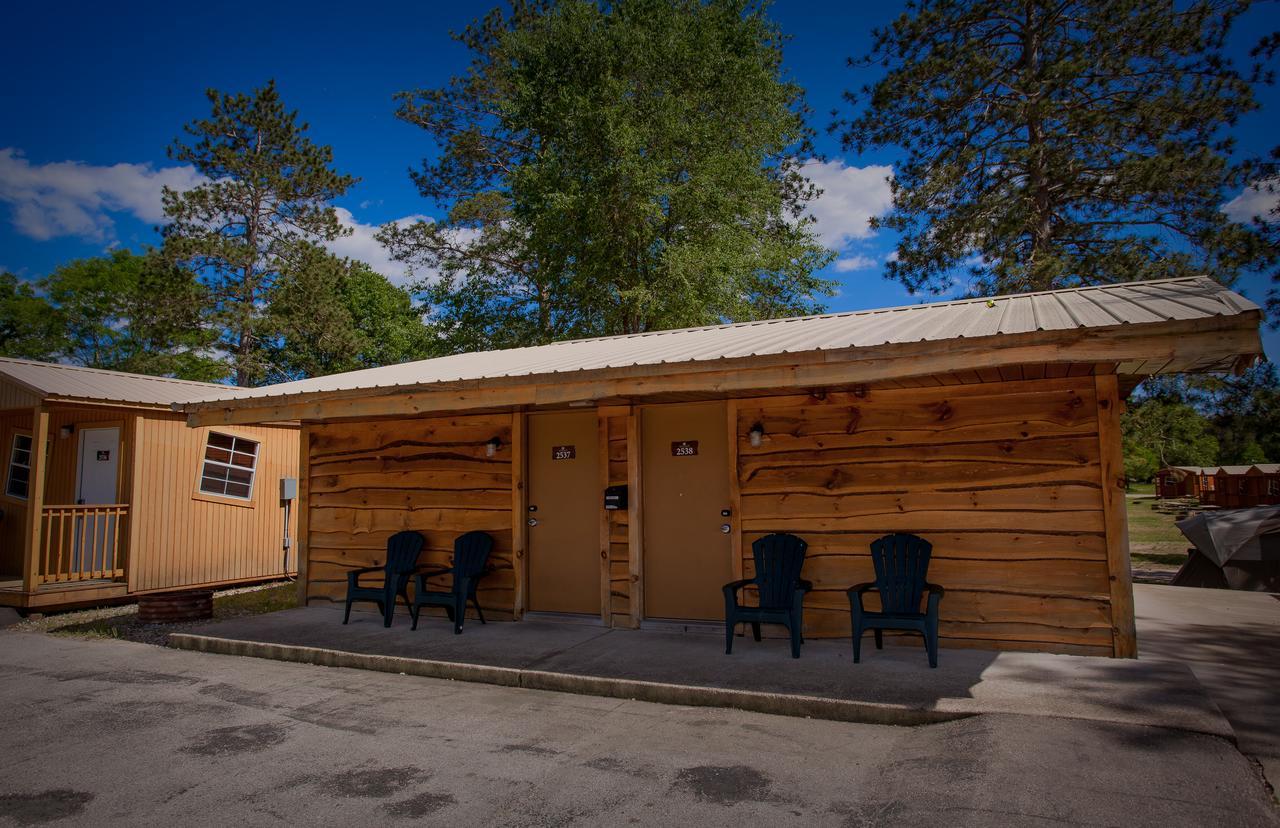 Natura Treescape Resort Висконсин Делс Экстерьер фото