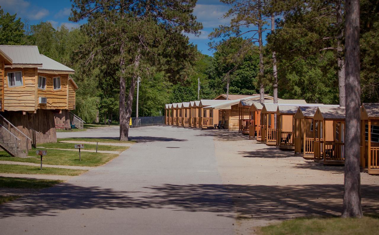 Natura Treescape Resort Висконсин Делс Экстерьер фото